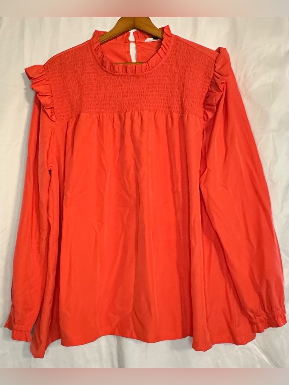 Michelle McDowell Women’s Orange Long Sleeve Blouse size XXL Key Hole In Back